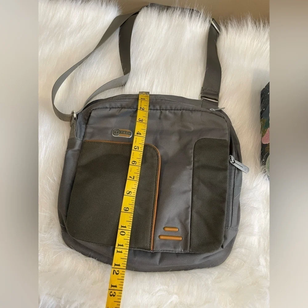 Tumi T-tech Gray Messenger Crossbody Shoulder Bag
